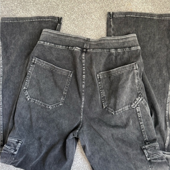 Halara Black Denim Cargo Pants-Medium - Picture 3 of 3